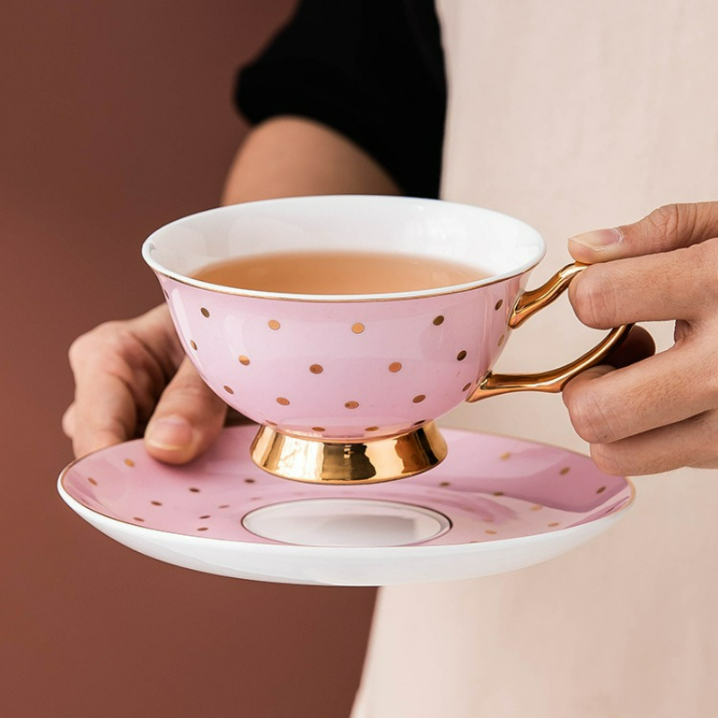 أكواب قهوة سيراميك وردية مع صح - مراجعة Coffee Tea Catering وسعره