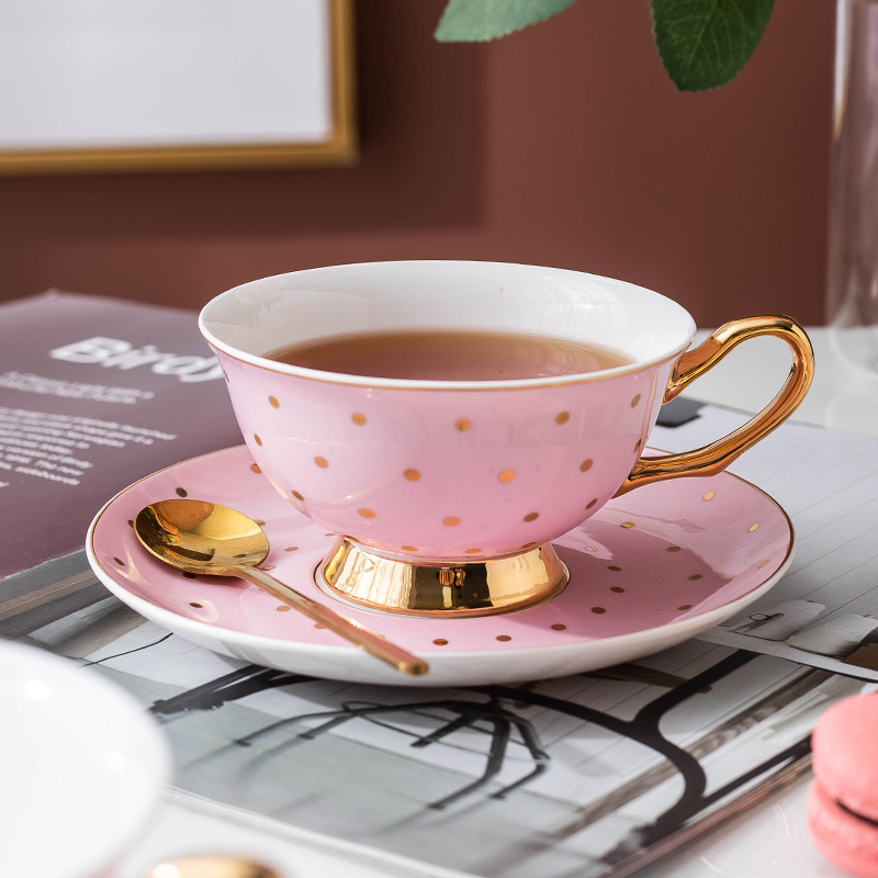 أكواب قهوة سيراميك وردية مع صح - مراجعة Coffee Tea Catering وسعره
