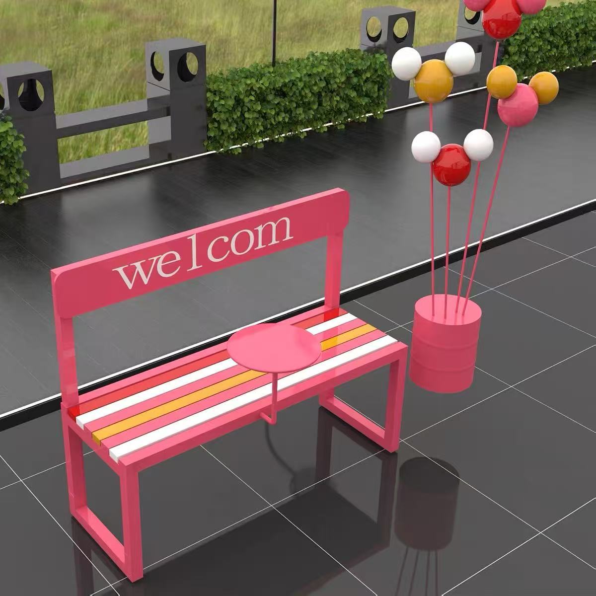 كرسي قوس قزح بتصميم خارجي مميز - مراجعة Coffee Tea Lounge وسعره