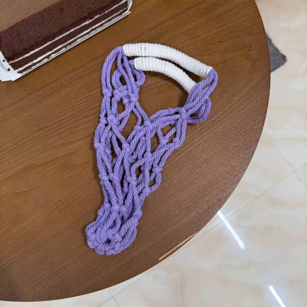 قطعتان من حامل الأكواب المصنوع - مراجعة Coffee Tea Knits وسعره