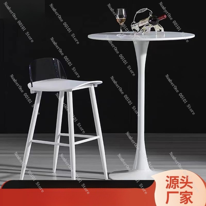 طاولة قهوة دائرية أنيقة بتصميم - مراجعة Coffee Tea Lounge وسعره