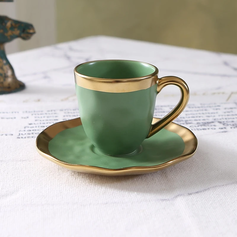 طقم فناجين قهوة صغيرة من السير - مراجعة Coffee Tea Catering وسعره
