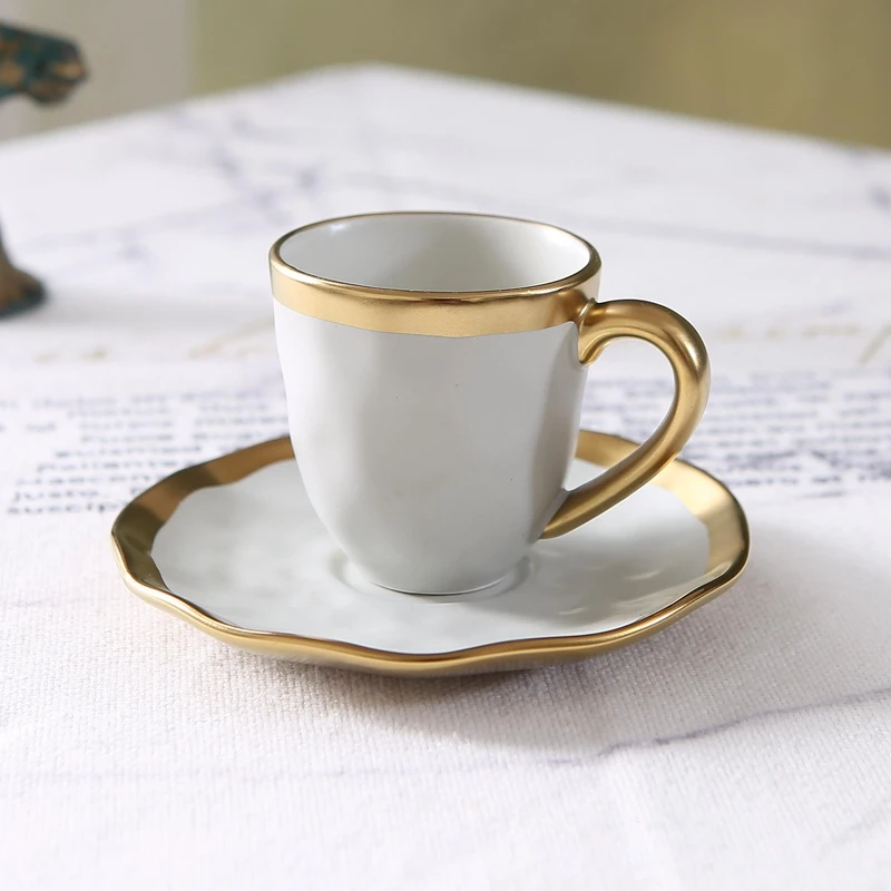 طقم فناجين قهوة صغيرة من السير - مراجعة Coffee Tea Catering وسعره